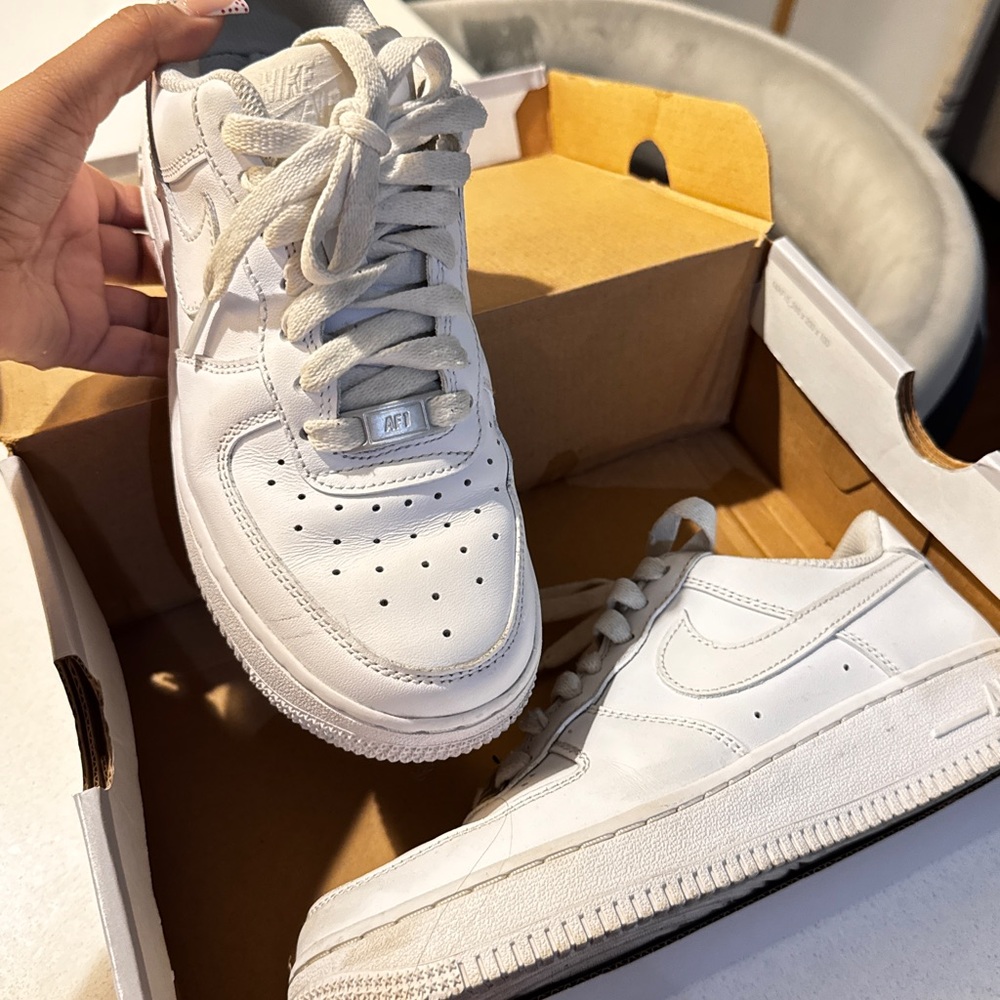 Nike Air Force’s - Picture 4 of 4